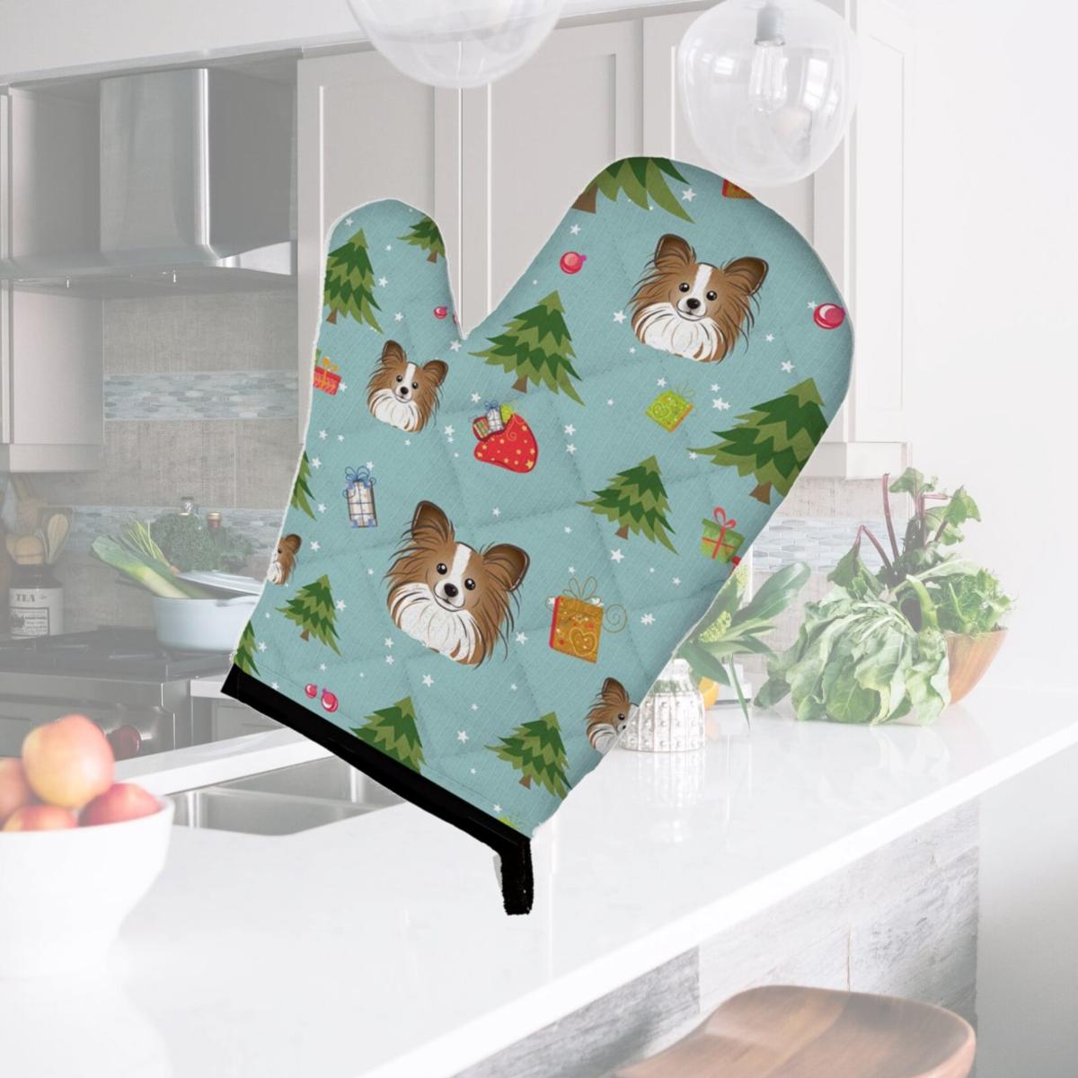 Picture of Carolines Treasures BB5037OVMT Christmas Papillon Oven Mitt