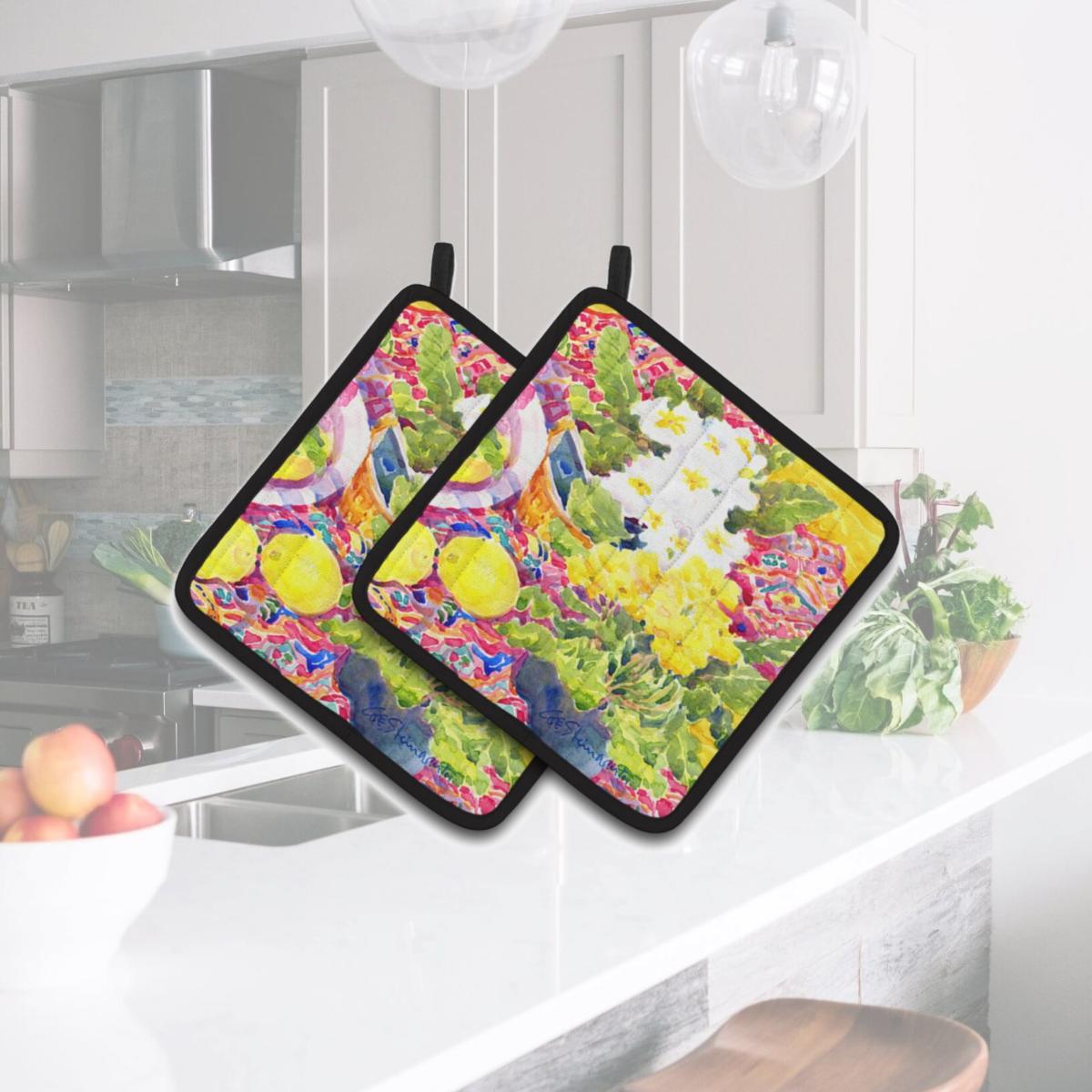 Picture of Carolines Treasures 6062PTHD Flower - Primroses Pair of Pot Holders