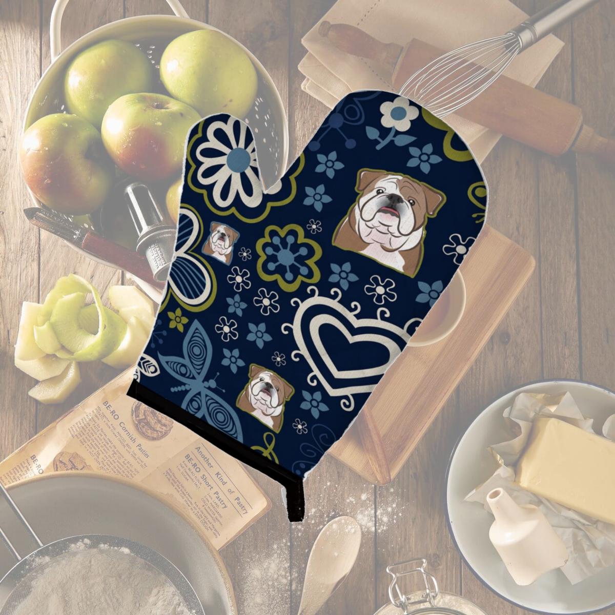 Picture of Carolines Treasures BB5070OVMT Blue Flowers English Bulldog Oven Mitt