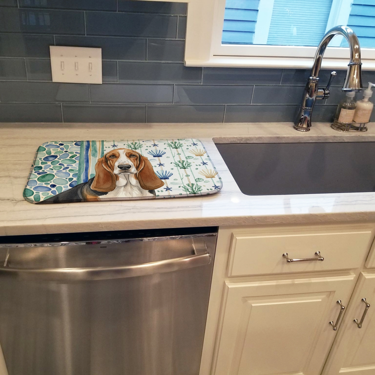 Picture of Carolines Treasures WDK6898DDM 21 x 14 in. Tricolor & White Basset Hound Coastal Sea Glass Dish Drying Mat