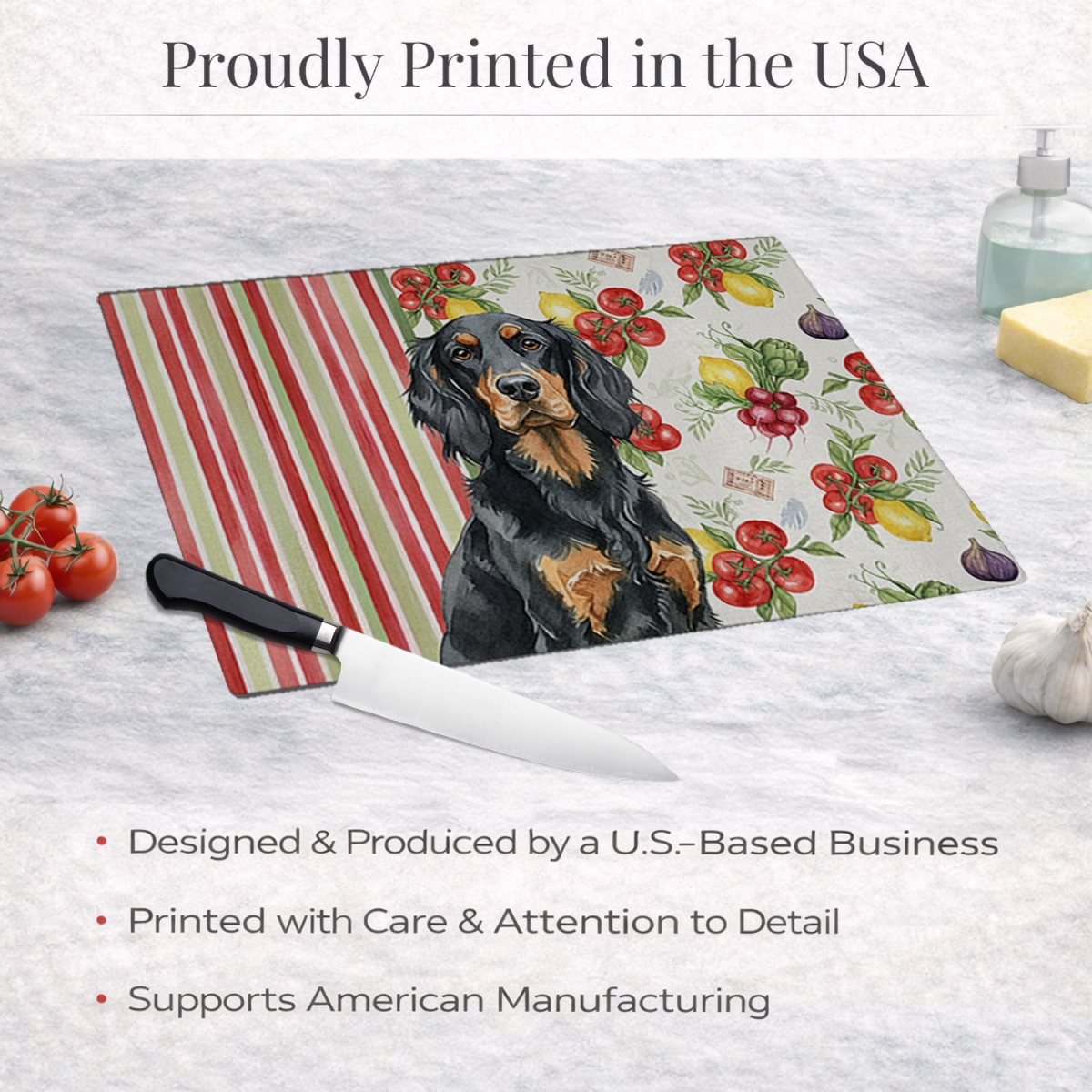 Picture of Carolines Treasures WDK8253LCB 11.25 x 15.25 in. Gordon Setter Vegetables Glass Cutting Board