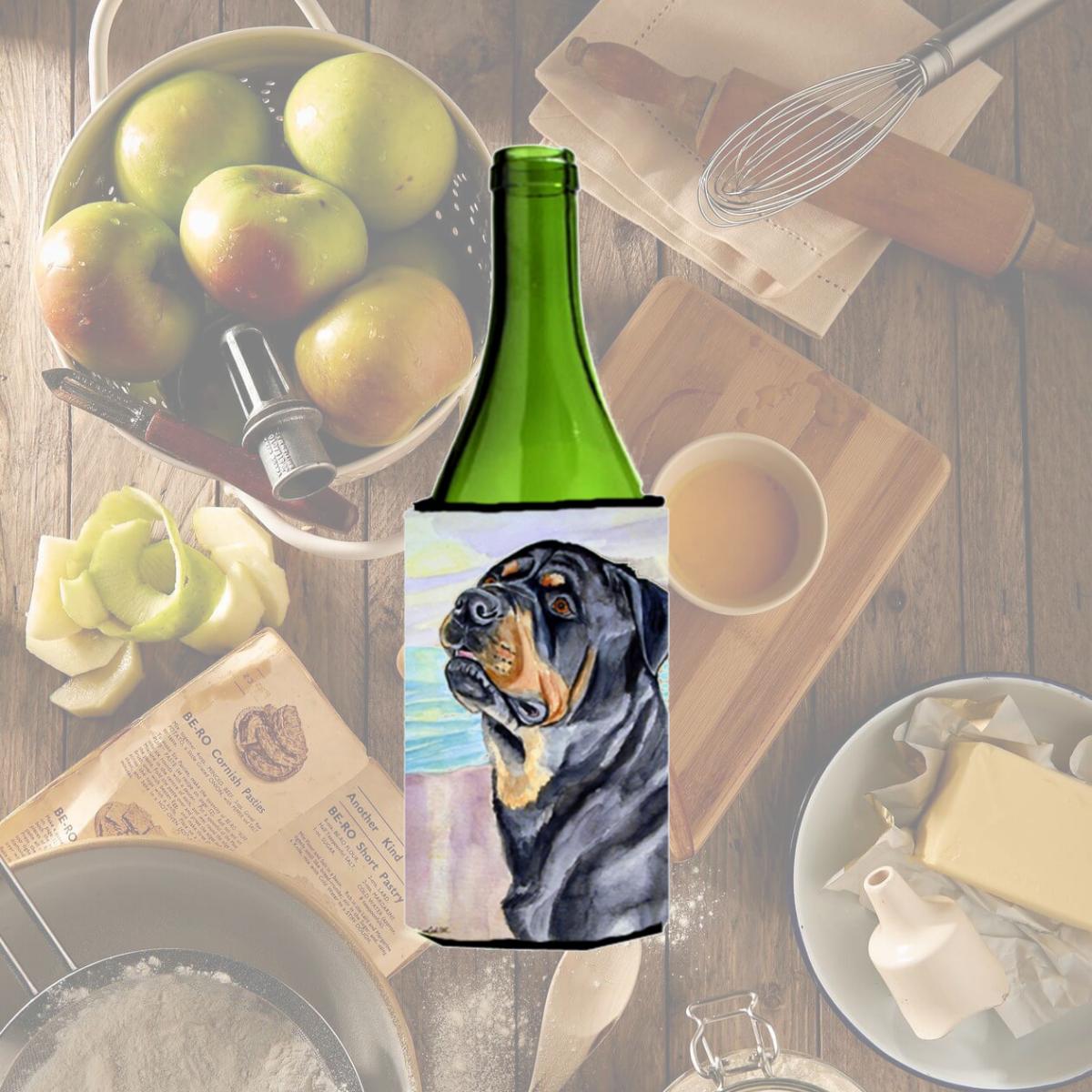 Picture of Carolines Treasures 7107LITERK Rottweiler Wine bottle sleeve Hugger - 24 oz.
