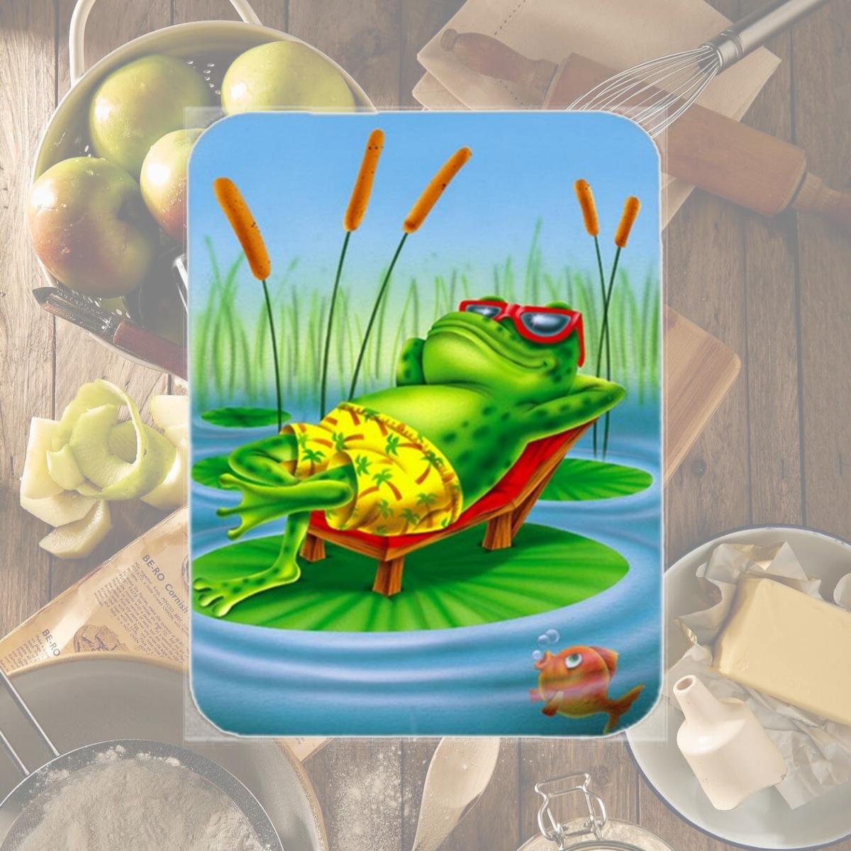 Picture of Carolines Treasures APH0521LCB Frog Chilaxin on the Lilly Pad Glass Cutting Board, Large