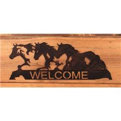 Coast Lamp Manufacturer 15-r18f Iron Horses Welcome Sign - Burnt Sienna