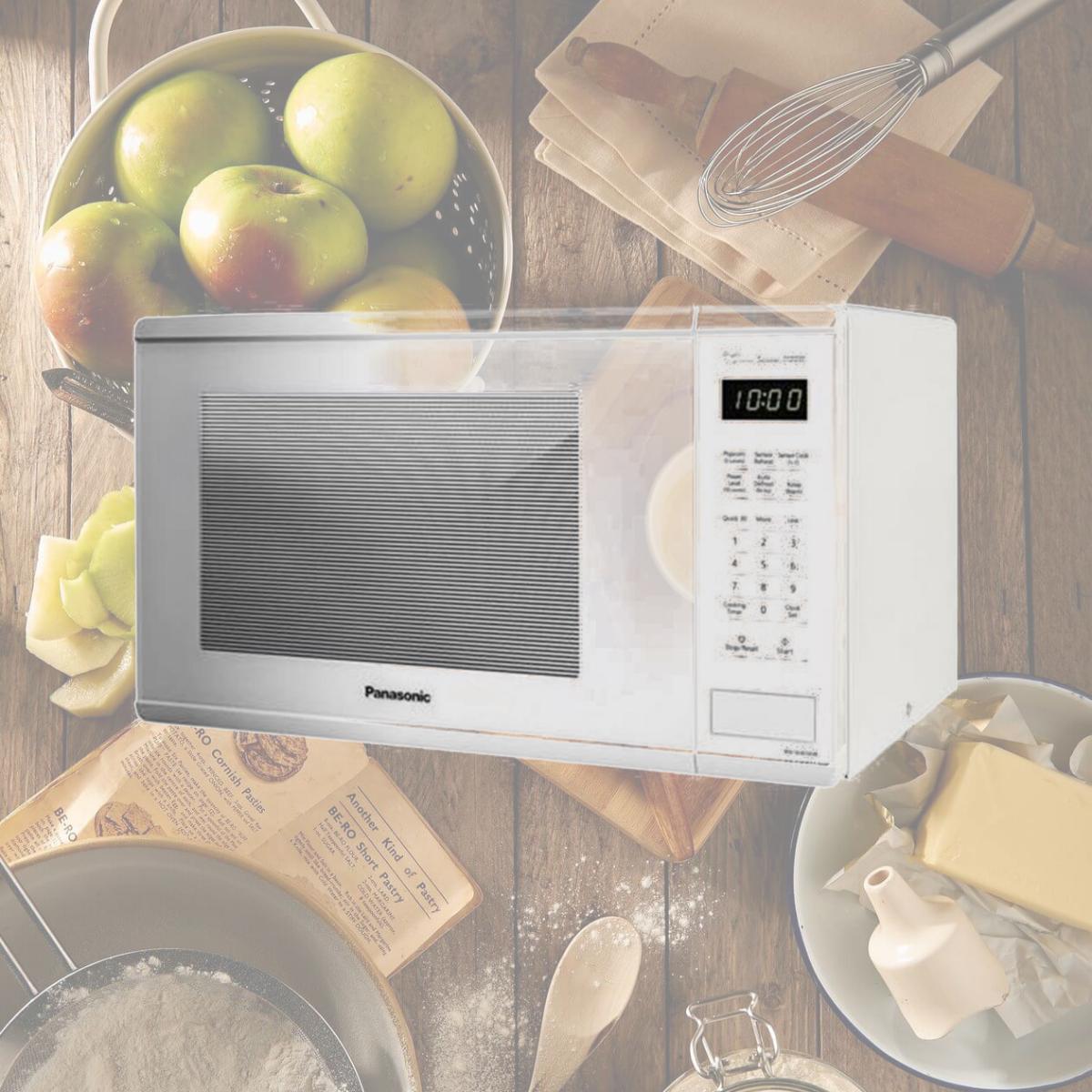 Picture of Panasonic Consumer NN-SU656W 1.3cu. ft. Countertop Microwave Oven, White