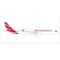 He531184 1 Isto 500 Air Mauritius A350-900 Pieter Both Model Planes