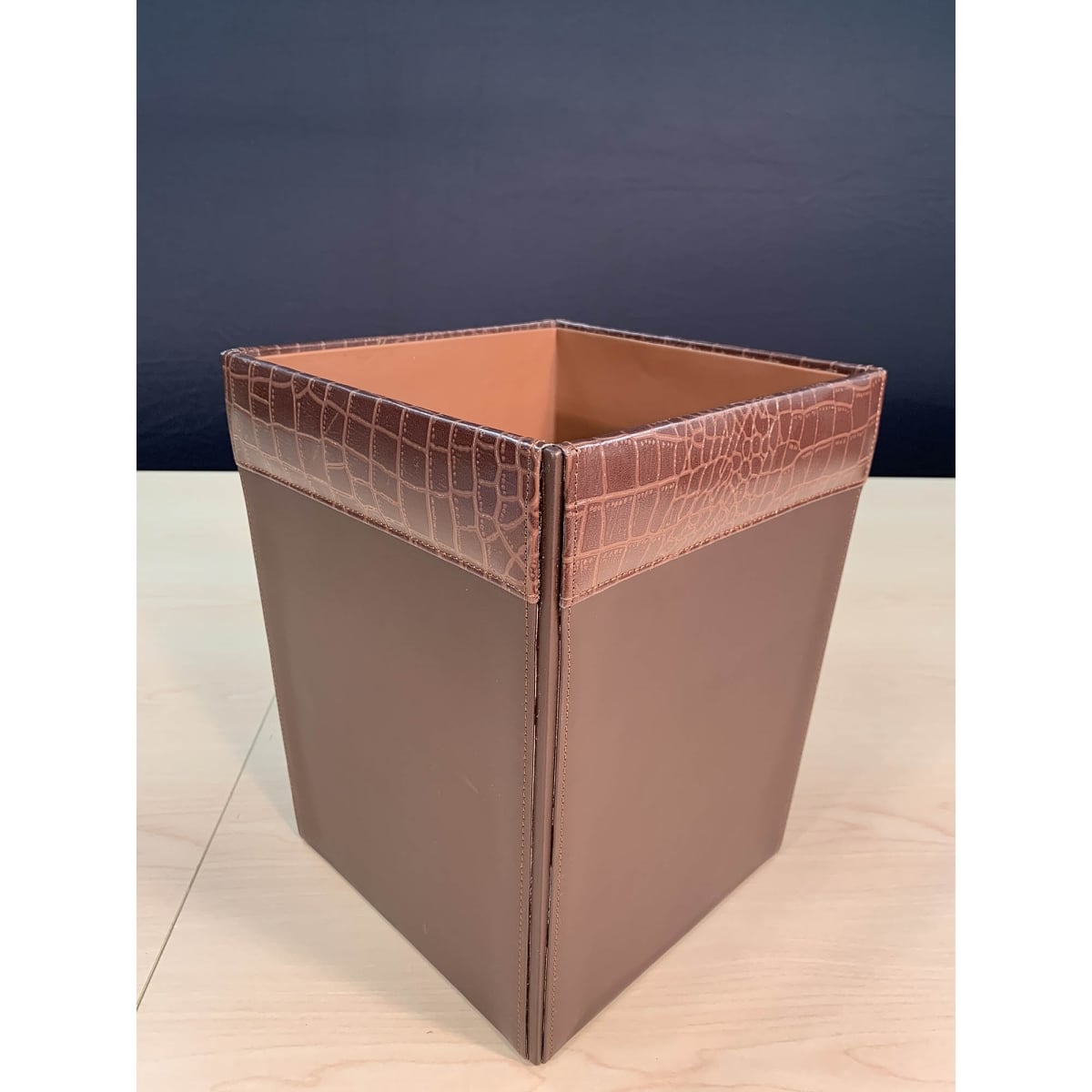 Picture of Dacasso  AG-2003 Brown Crocodile Embossed Leather Waste Basket, 14 Qt