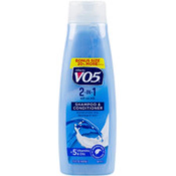 DollarDays 2372960 15 oz Vo5 2-In-1 Moisturizing Shampoo - Pack of 300