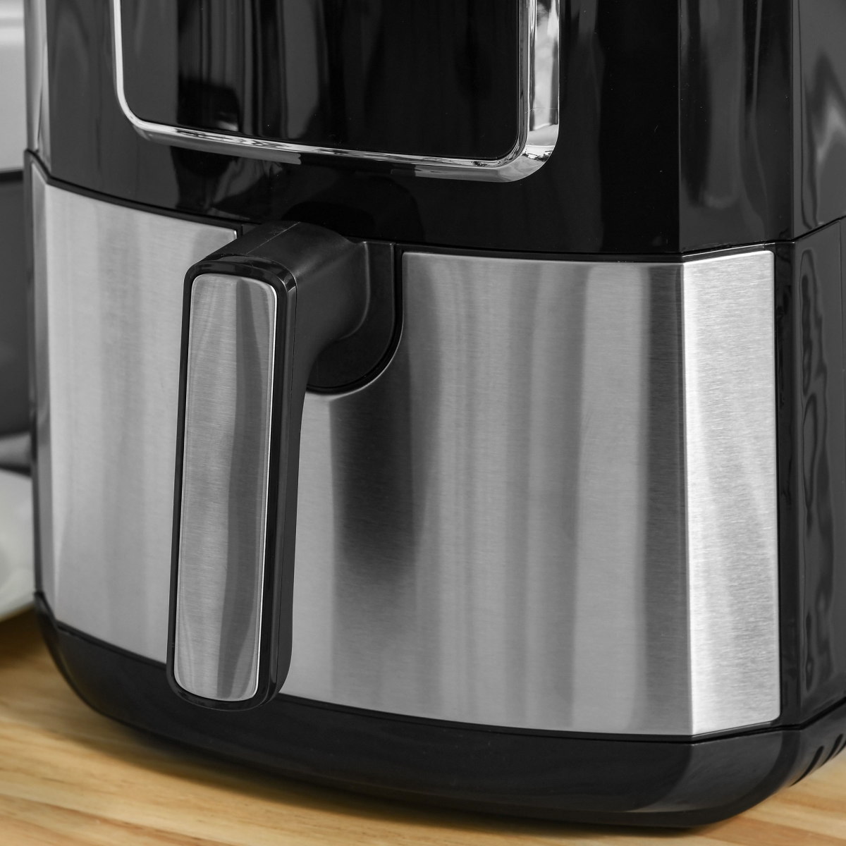 Picture of Direct Wicker UBS-W2225142051 Air Fryer, 1700W 6.9 Quart Air Fryers Oven with Digital Display, 360 Air Circulation, Adjustable Temperature