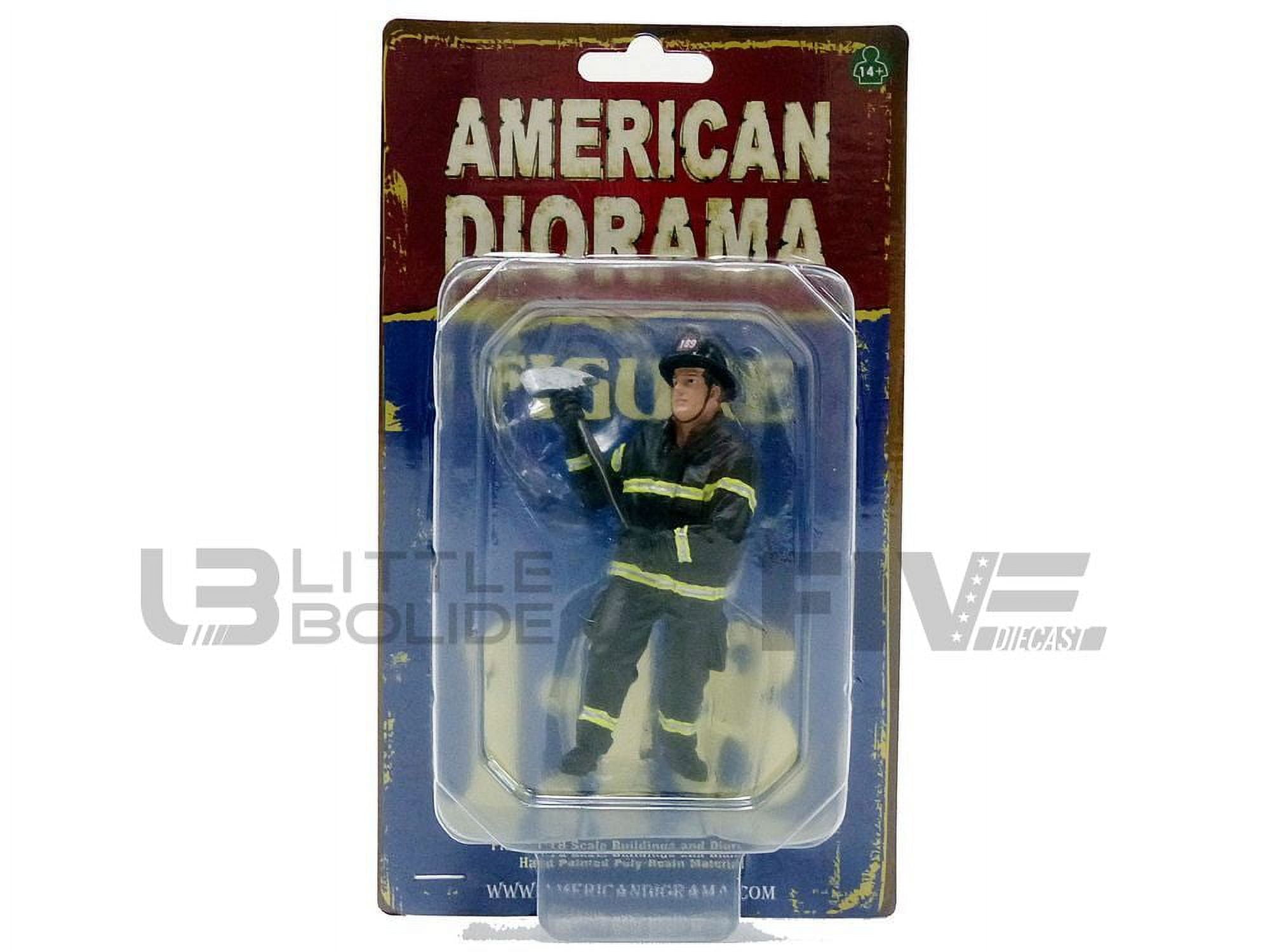 Firefighter With Axe Figurine For 1 Isto 18 Models