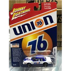 Jlsp012 1-64 Scale 1986 Buick Regal T-type Union 76 Diecast Model Car - White & Blue - Limited Edition