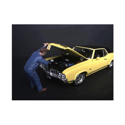 38179 Mechanic Frank Under The Hood Figurine For 1-18 Scale Model