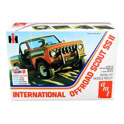 1102 Ih International Off-road Scout Ss Ii 1 By 25 Scale & Skill 2 Model Kit