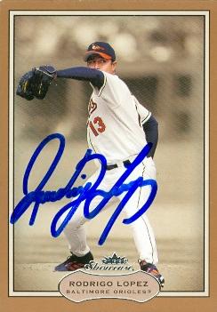 50599 Rodrigo Lopez Autographed Baseball Card Baltimore Orioles 2003 Fleer Showcase No .23
