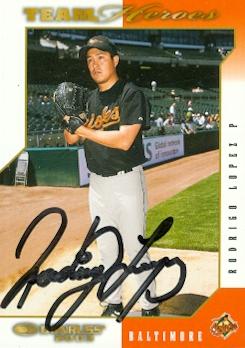 50603 Rodrigo Lopez Autographed Baseball Card Baltimore Orioles 2003 Donruss Team Heroes No .58