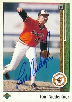 50865 Tom Niedenfuer Autographed Baseball Card Baltimore Orioles 1989 Upper Deck No .488