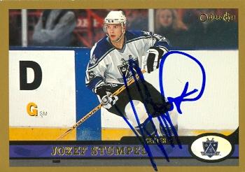 56302 Jozef Stumpel Autographed Hockey Card Los Angeles Kings 1999 O-Pee-Chee No .41