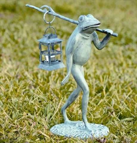 33074 Walking Frog Lantern