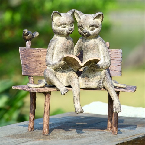 33675 Reading Cats On Bench Garden S