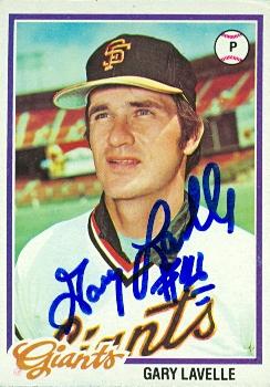 77108 Gary Lavelle Autographed Baseball Card San Francisco Giants 1978 Topps No .671