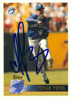 104153 Tomas Perez Autographed Baseball Card Toronto Blue Jays 1996 Topps No. 106 Rookie