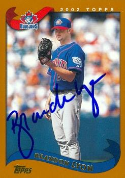 104230 Brandon Lyon Autographed Baseball Card Toronto Blue Jays 2002 Topps No. 487 Rookie