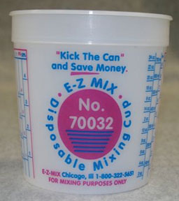 Emx-70032 1-quart Plastic Mixing Cups, Box Of 100