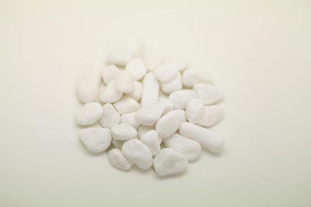 20 Lb Snow White Pebbles 1-3 Cm