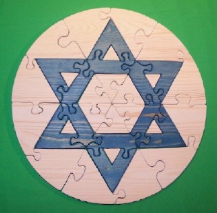 The Puzzle-man Toys W-1221 Wooden Educational Jig Saw Puzzle - 18 In. Circle - Star Of David
