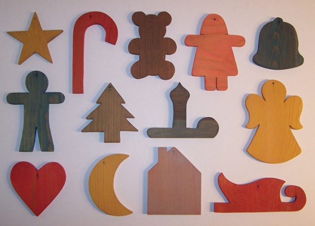 The Puzzle-man Toys W-1460 Wooden Christmas Tree Ornaments - Set Of 13 - 1 Of Each Design