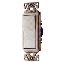 Cooper Wiring 8005456 3 Way White Lighted Decorator Switch