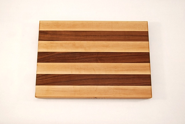 F12 Face Grain Cutting Board, Maple & Walnut Stripes