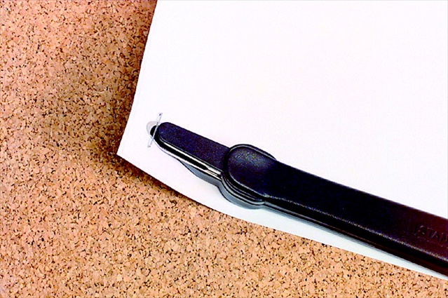 Bostitch 038312 Lever Style Staple Remover Charcoal Bostitch 038312 Lever Style Staple Remover Charcoal