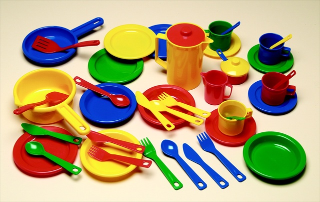 075047 41-piece Toddler Cookware And Dish Set