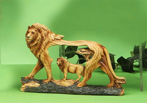Mmd-193 4.5 In. Lion Woodlike Carving