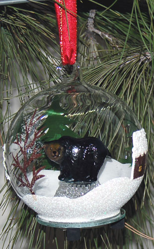Hda-137 4 In. Dia. Light Up Glass Wildlife Ornament - Black Bear