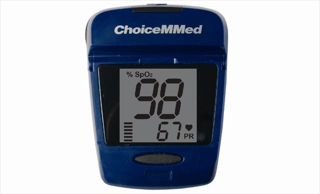 UPC 846841040214 product image for ChoiceMMed OxyWatch CG519 Fingertip Pulse Oximeter with Pedometer | upcitemdb.com