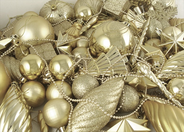 125 Piece Club Pack Shatterproof Champagne Gold Christmas Ornaments