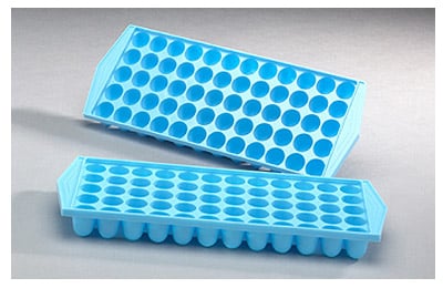 55 60 Cube Plas Ice Tray