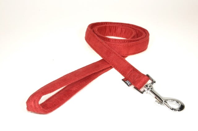 M8042-3 4 Ft. L X 0.75 W In. Comfort Microfiber Dog Leash, Red