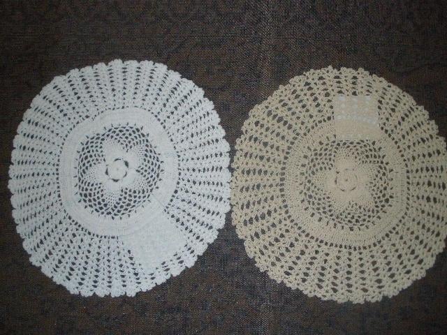 Nl-0216 16 In. Handmade Indian Crochet Doily, Ivory And White