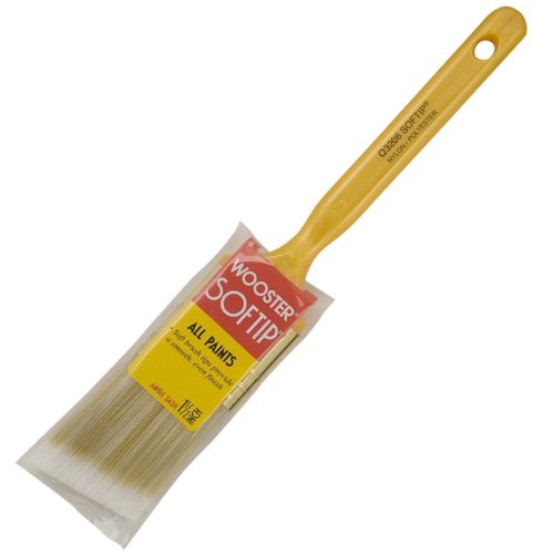 Wooster Brush Q3208-1-1-2 1.5 In. Softip Angle Sash Nylon & Polyester Paintbrush