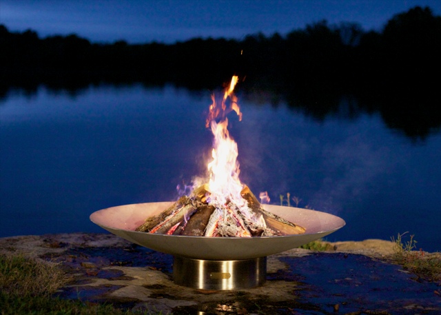 70 In. Bella Vita Electronic Fire Pit, Natural Gas