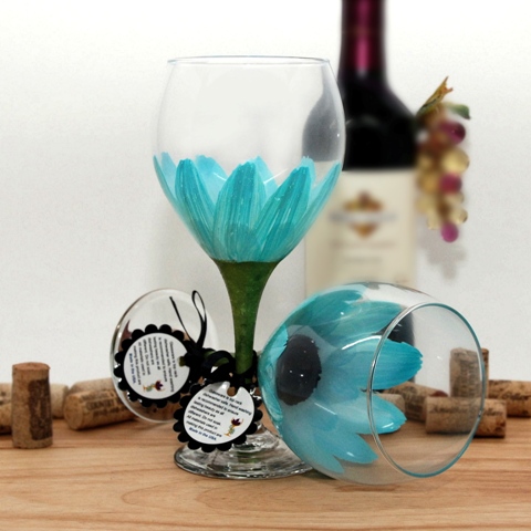 Da-sb Daisy Painted Wine Glass, Sky Blue