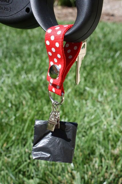 Classic Style Polka Dog Poop Bag Carry, Red