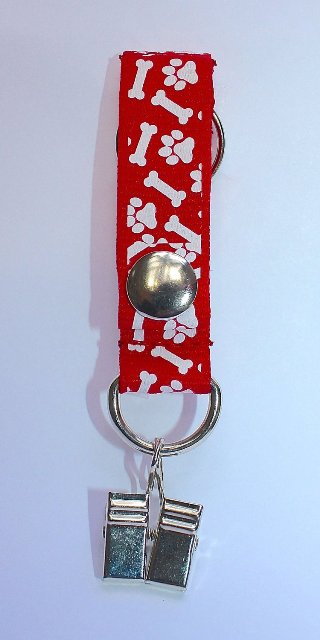 Classic Bone & Paw Dog Poop Bag Carry, Red