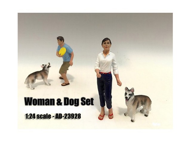 23928 Woman & Dog 2 Piece Figure Set For 1-24 Scale Models