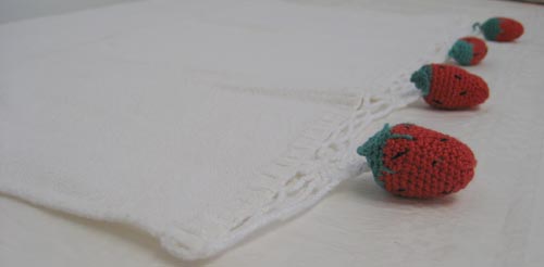 Ttt-006 Hand Crocheted Strawberry Tea Towel