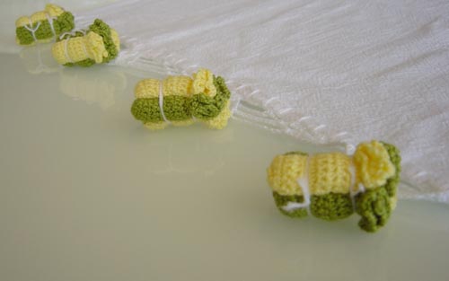 Ttt-016 Hand Crocheted Disc Asparagus Tea Towel