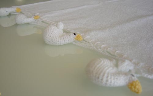 Ttt-028 Hand Crocheted Disc Duck Tea Towel